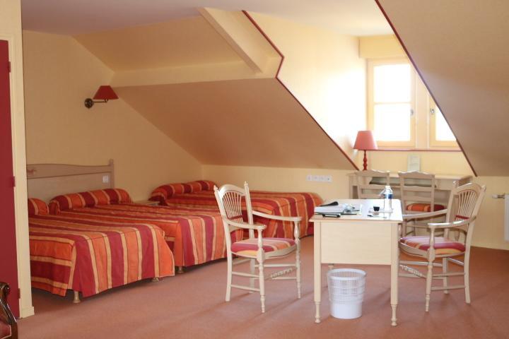 Logis Le Port Saint Aubin Hotel Morannes sur Sarthe-Daumeray Luaran gambar