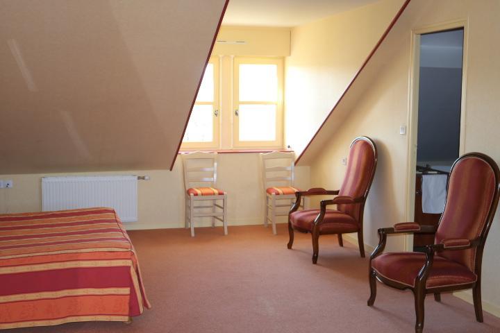 Logis Le Port Saint Aubin Hotel Morannes sur Sarthe-Daumeray Luaran gambar